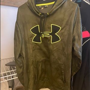 Under Armour Hoodie